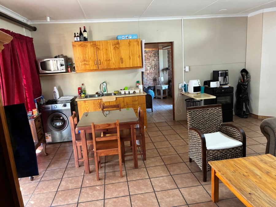 7 Bedroom Property for Sale in Heather Park Western Cape